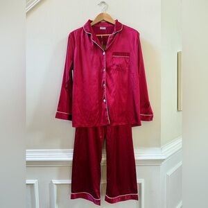 Swomog Satin Piped Pajama Set